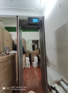 cổng dò kim loại tại quận 4