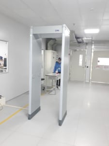 cổng dò kim loại tại quận 6