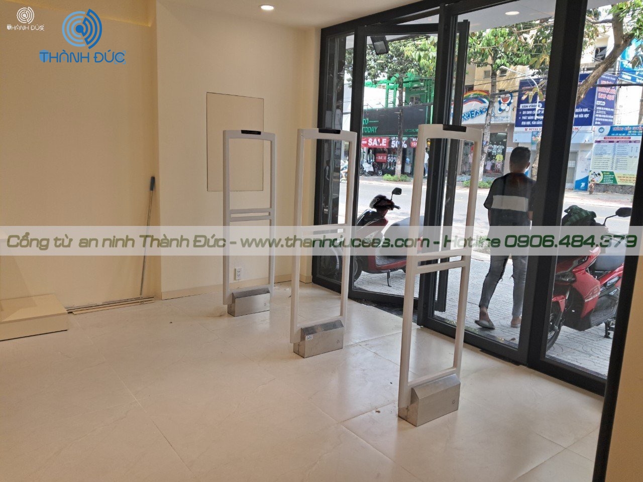 Tính năng và lợi ích của cổng dò kim loại tại Sơn Tây