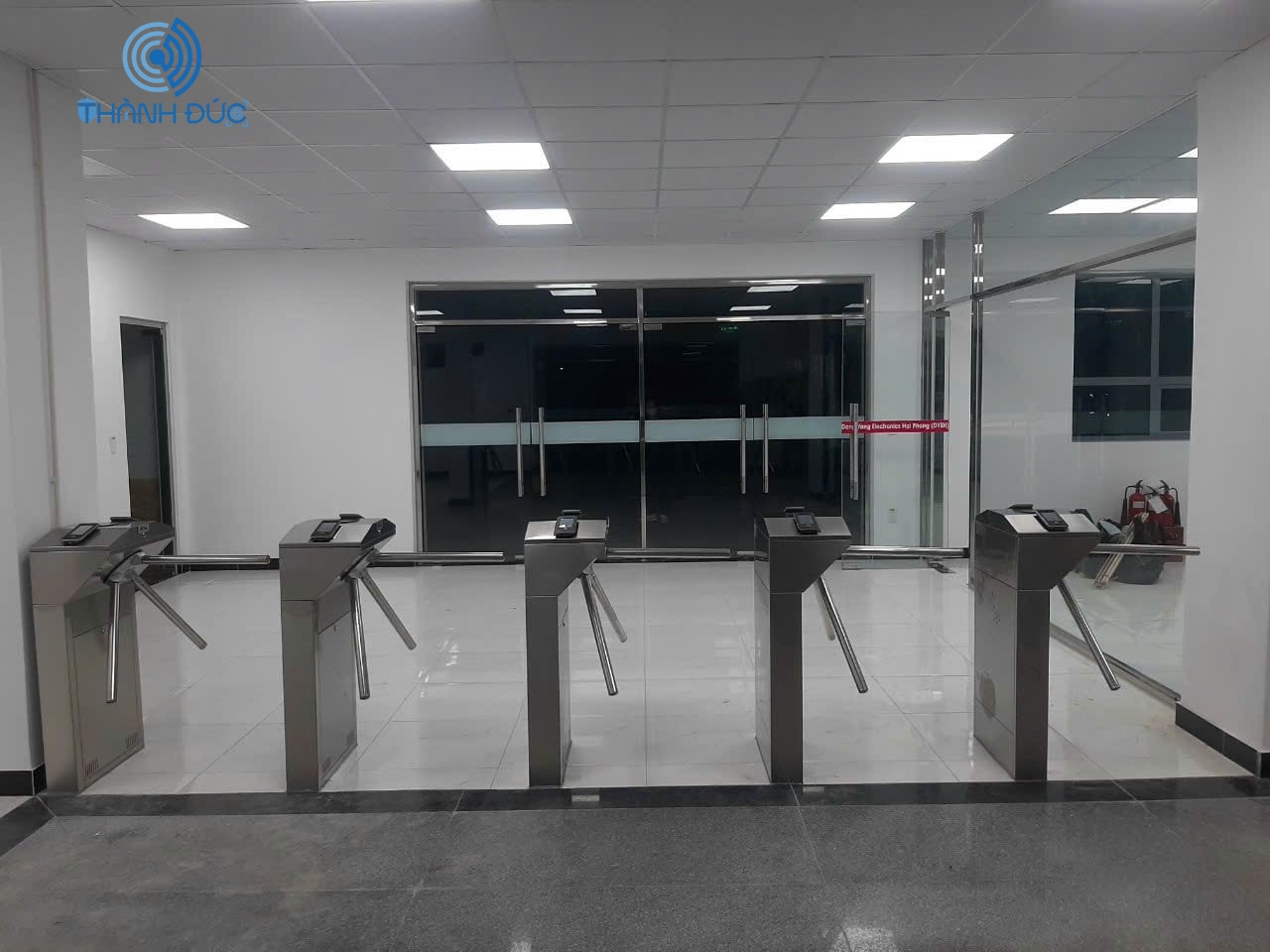 Thành Đức EAS – Địa chỉ cung cấp cổng xoay 3 càng tại Sóc Sơn uy tín, chất lượng